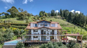 Las Palmas Luxury Villa El Peñol - Guatapé